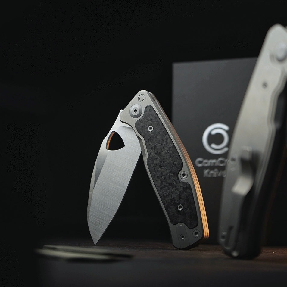 Multiverse | Belt Satin & Carbon