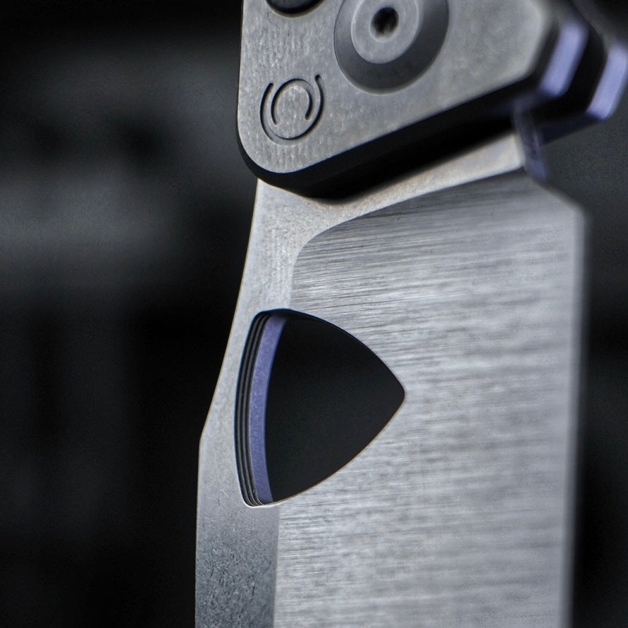 Multiverse | Belt Satin & Carbon