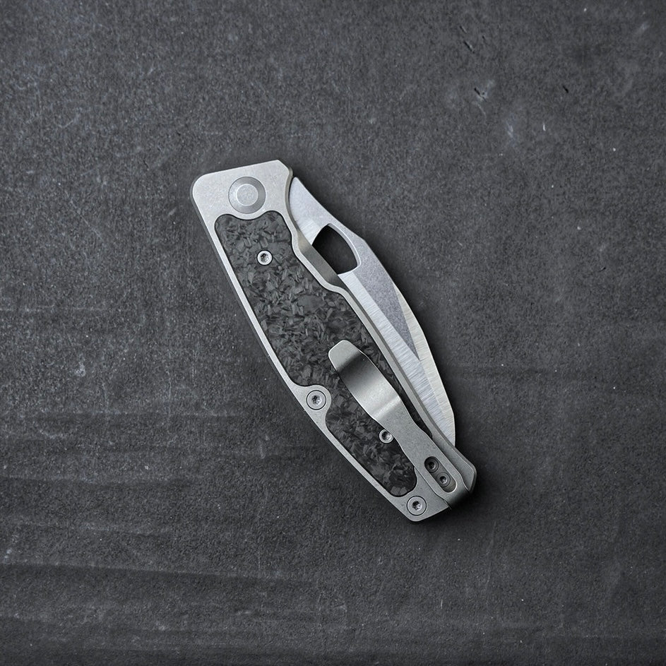 Multiverse | Belt Satin & Carbon