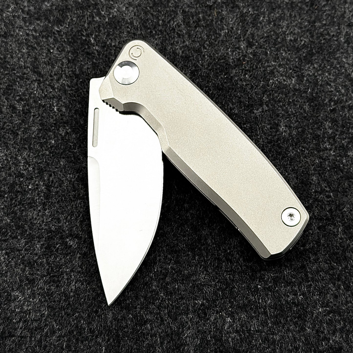 Redshift | Plain & Nail Groove
