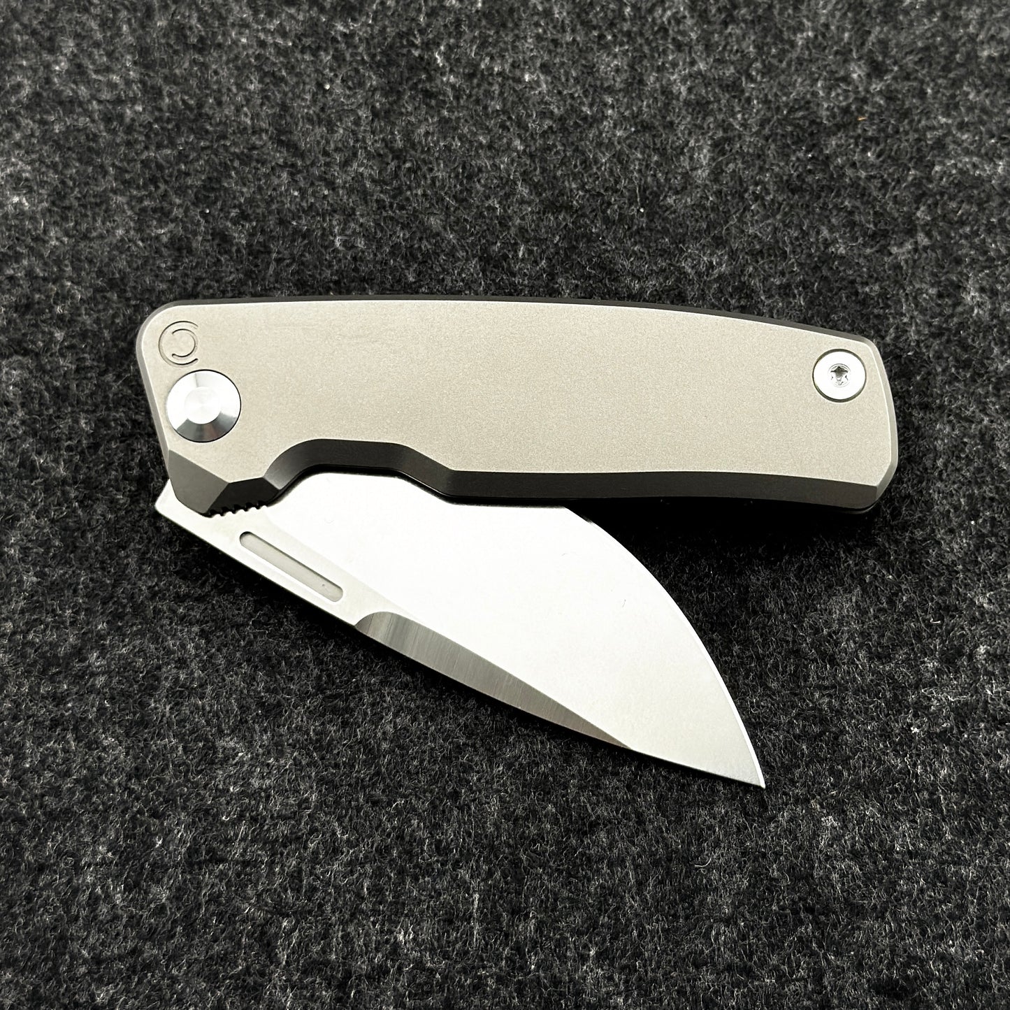 Redshift | Plain & Nail Groove
