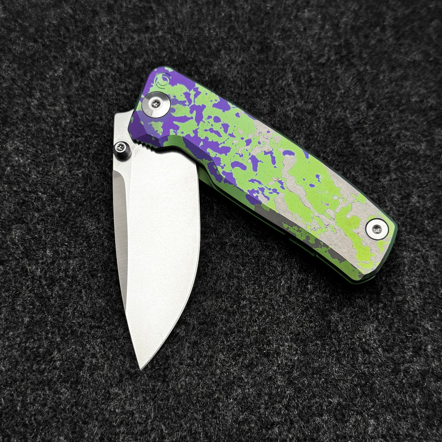 Redshift | Plain & Daumenpin | Toxic Pruple - One of a Kind